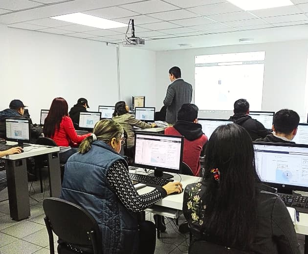 curso marketing digital online y presencial