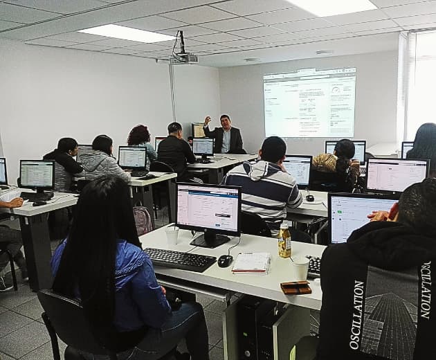 curso de marketing digital online y lima presencial